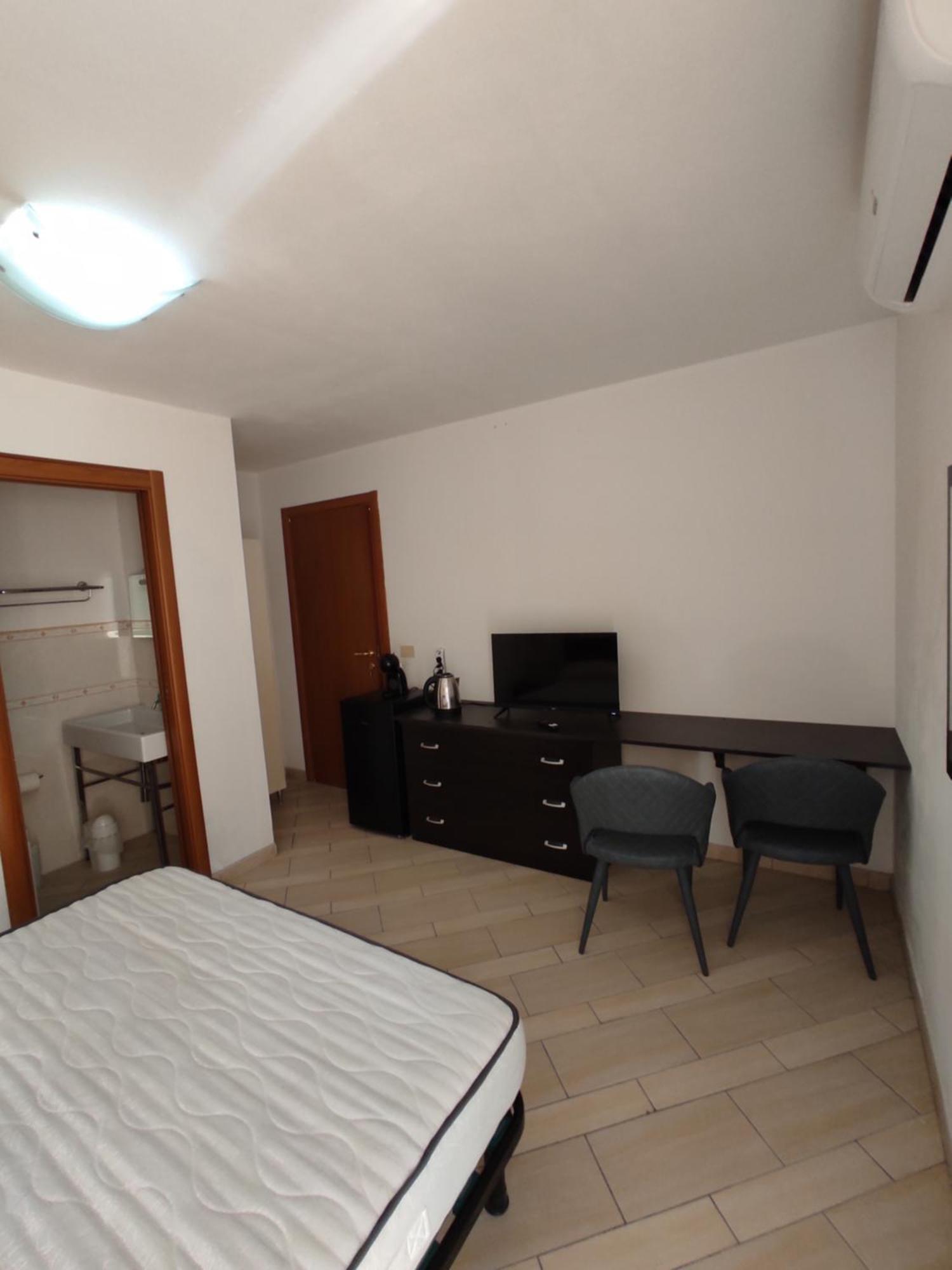 Villa Monolocale Wenge' à Siniscola Extérieur photo